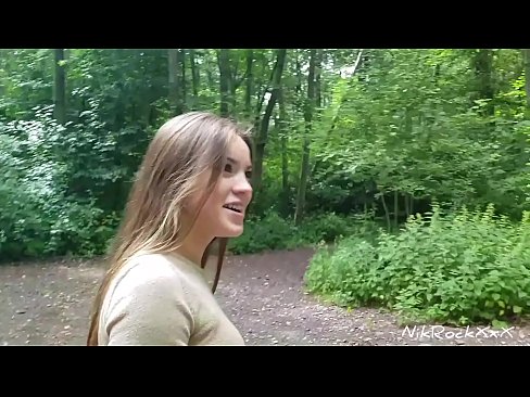 ❤️ Evelini sem predlagal, da bi seksala na javnem mestu! Rekla je da. Potem sem jo zajebal v rit in ji naredil spermo v usta. Nato se je posrkala. ☑ Slute pri nas ☑